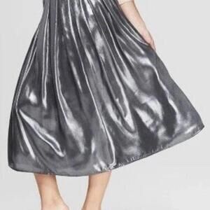 Who What Wear 6 Shiny Metallic Dark Silver Pewter Pleated Midi Flowy Skirt NWT